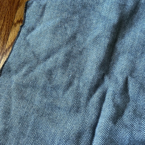 Stylish Azure Men's Scarf - Picture 4 of 5